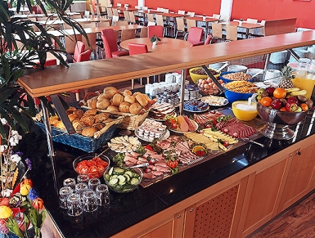 Breakfast was not this well stocked.jpg - Hotel web site showing a typical breakfast except in June